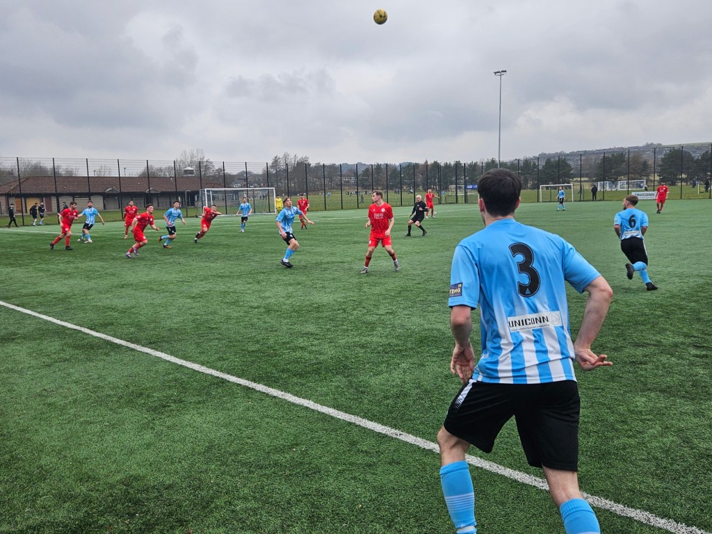 Westdyke share their Junior experience as braces from Otto and Findlay propel Banchory closer to pole&nbsp;position.
